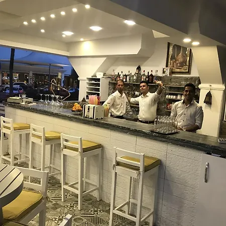 酒店 Seray 马尔马里斯